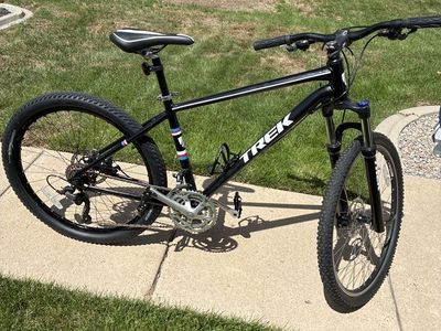 TREK 27 Speed Disc Brakes