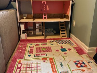 Barbie house with play mat