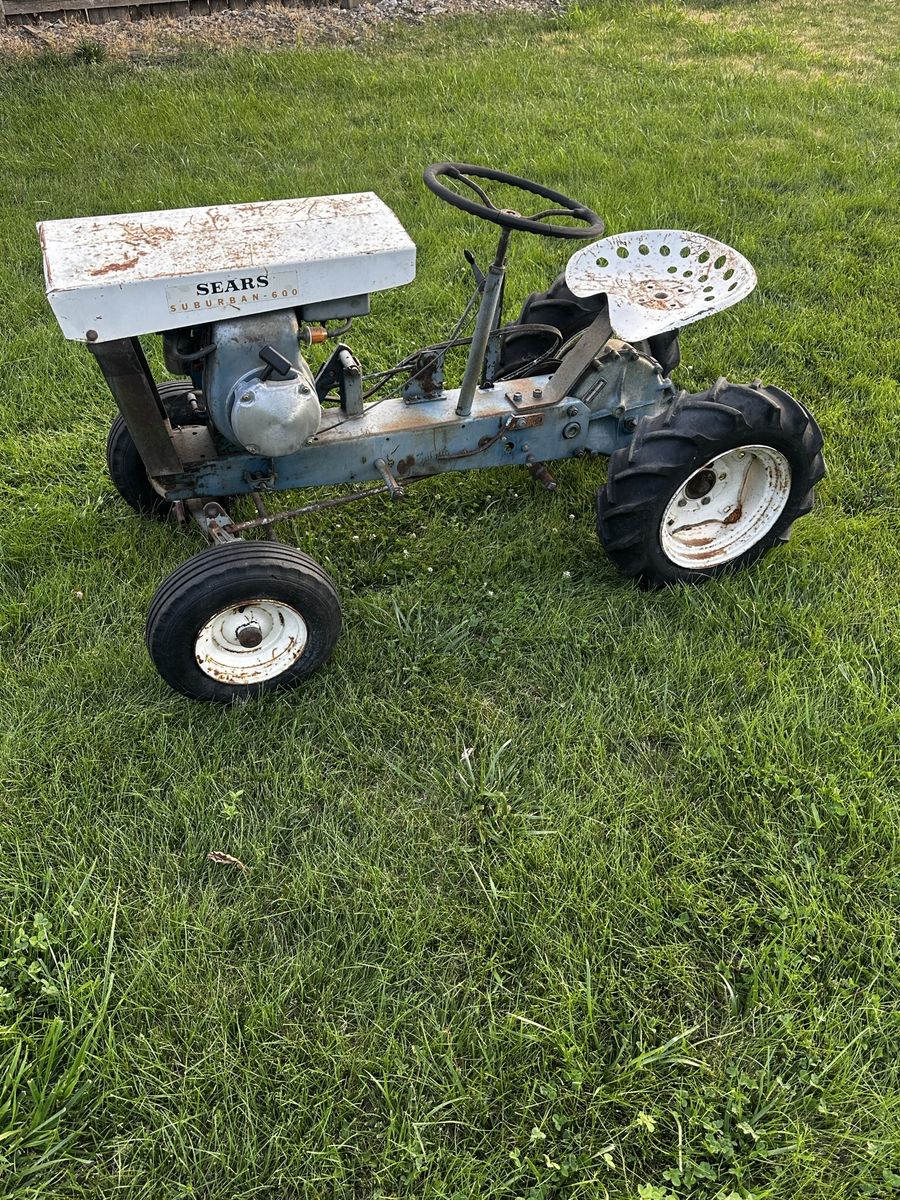Sears Suburban 600 