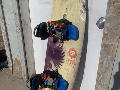 Hyper light Apex wakeboard 130 cm with extra large open toe boots