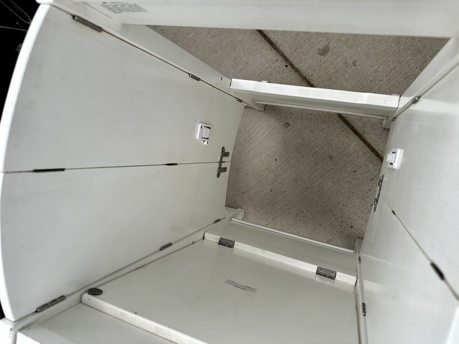 Main image 4