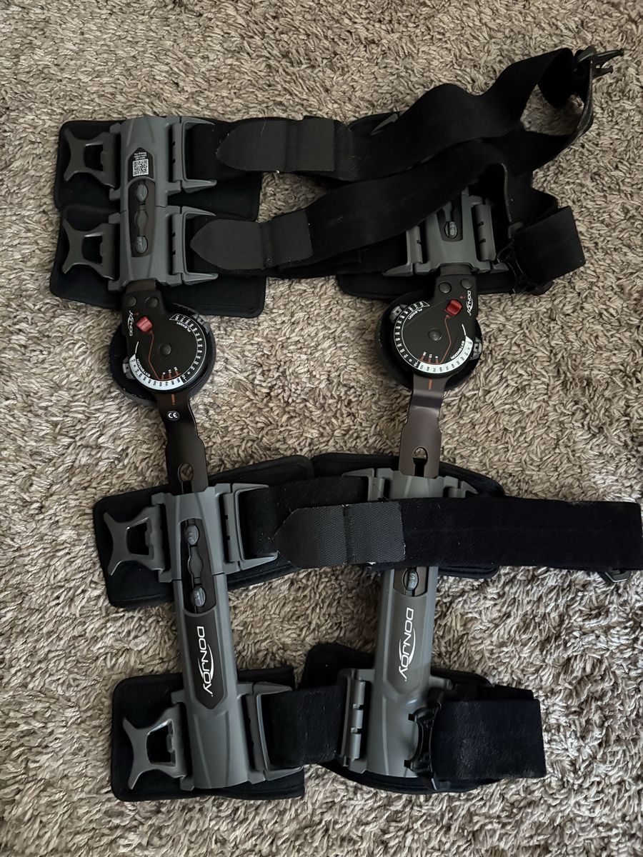 ACL Knee Brace