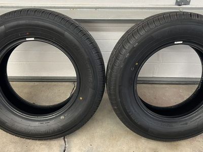 Armstrong 205/70r15 (pair)