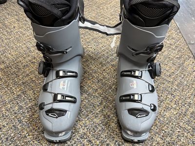 Nordica Speedmachine3 120 Double Boa Ski Boots Size 27.5