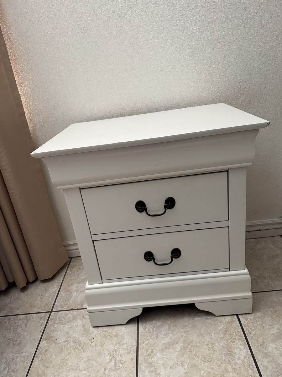 1-Nightstand