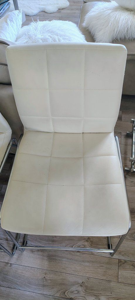 4 White Padded Chairs Counter Height