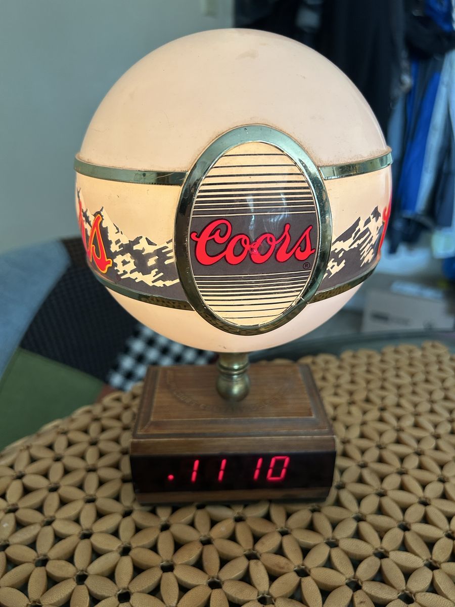 Vintage Coors Beer Waterfall Scene Globe Lamp Digital Clock Sign KCS Industries.