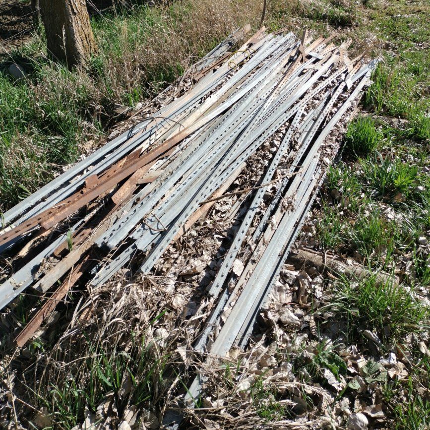 10' galvanized T posts