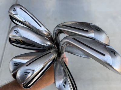 TaylorMade RBladez Iron Set