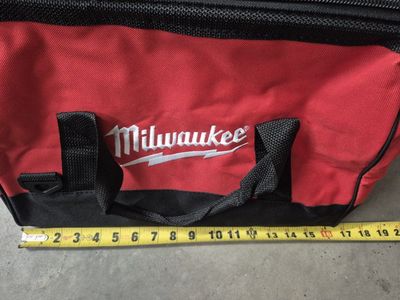 Milwaukee 16 Inch Tool Bag New