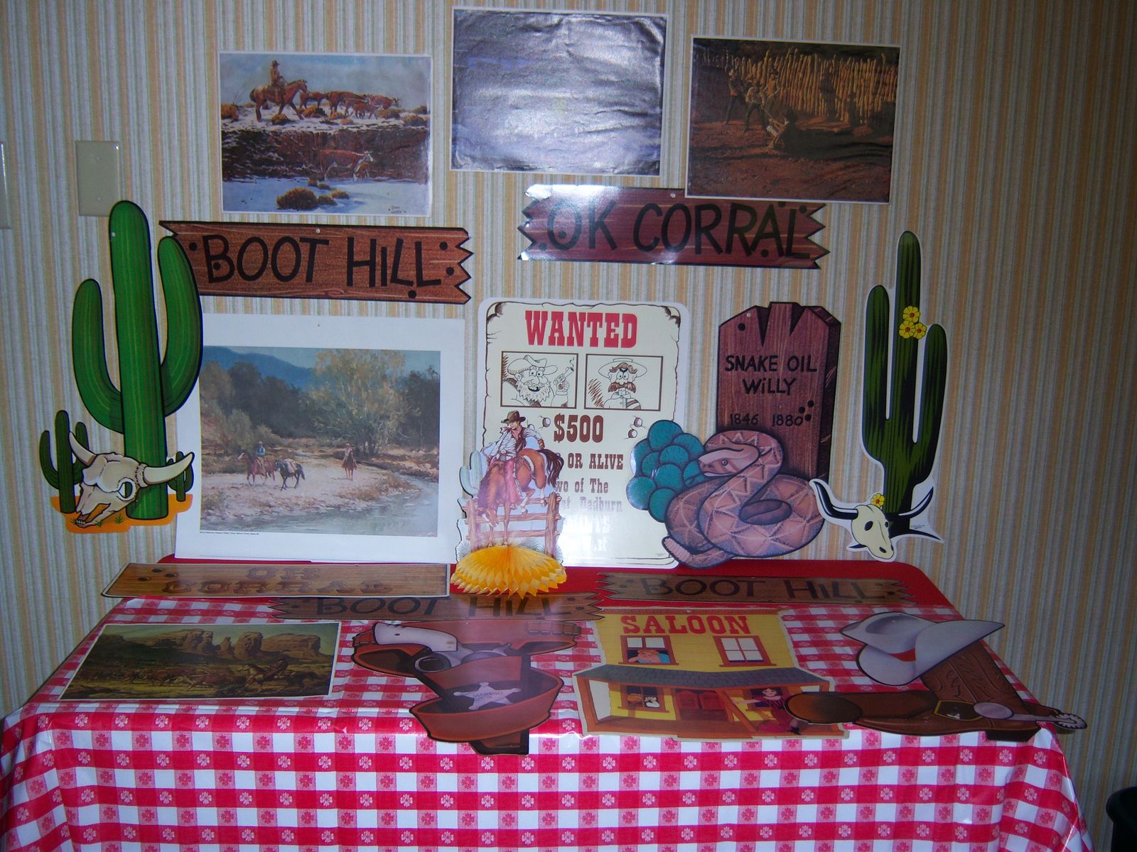 Western Hoedown Decorations