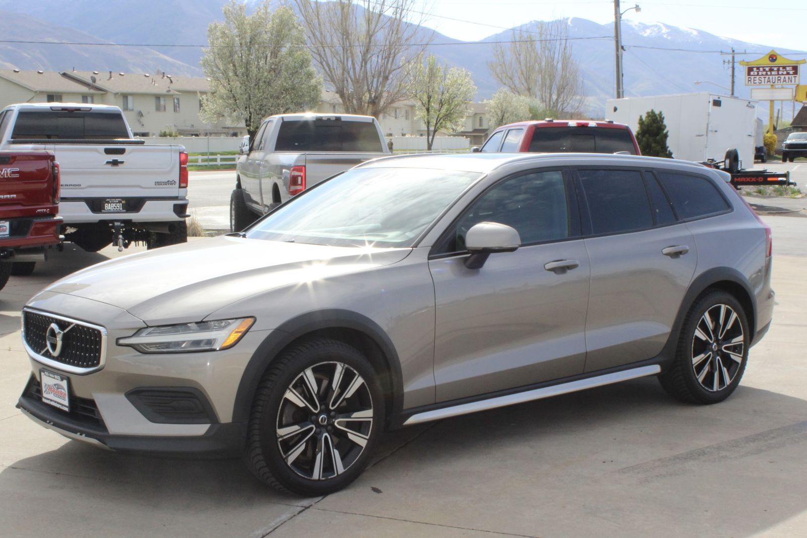 2020 Volvo V60 T5 Momentum
