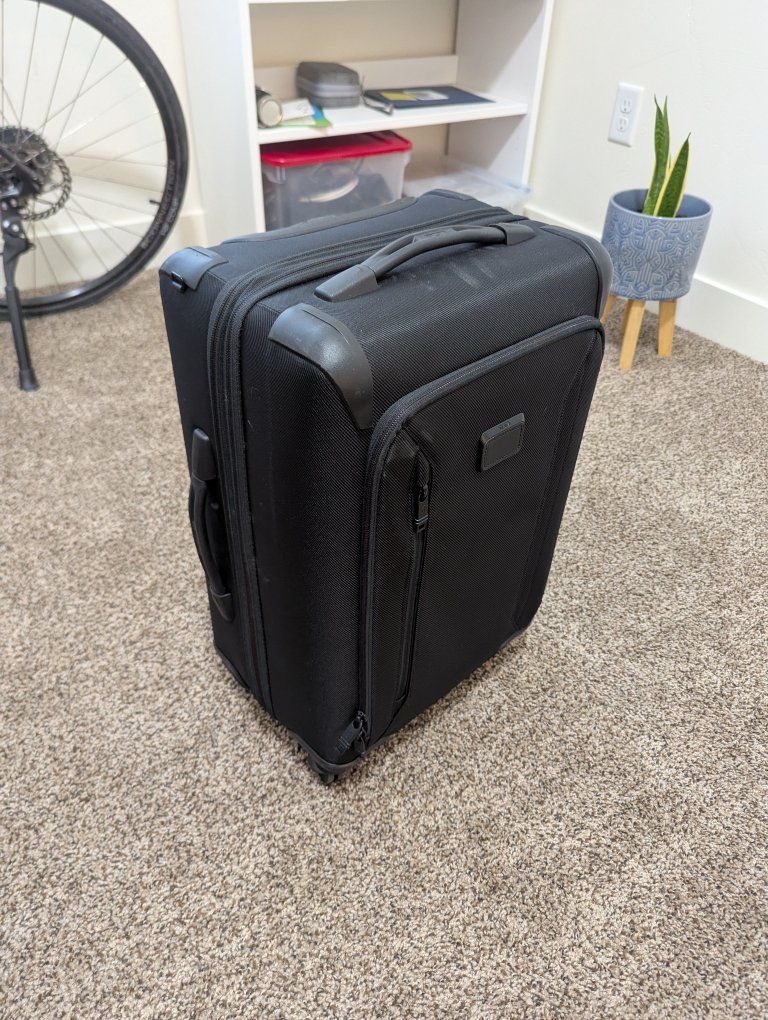 Tumi Aerotour Front Pocket Expandable Carry-On Suitcase