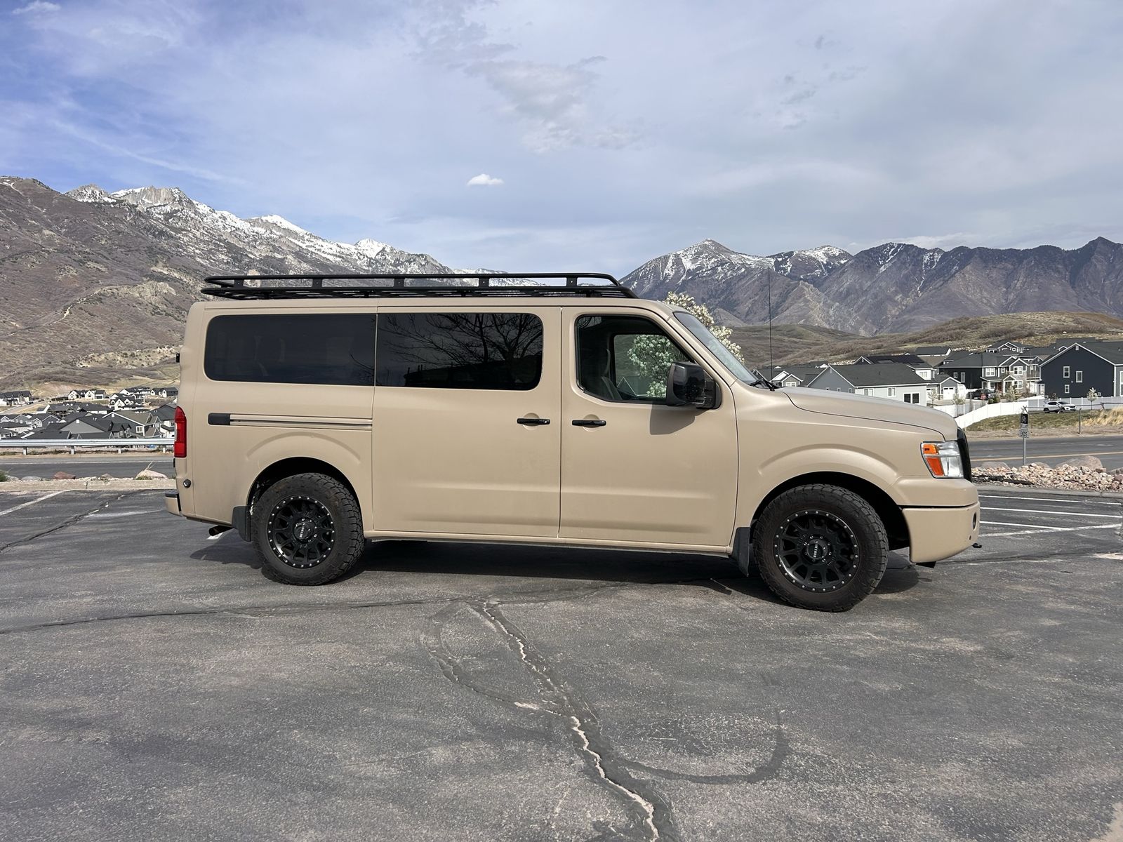 2019 Nissan NV SL