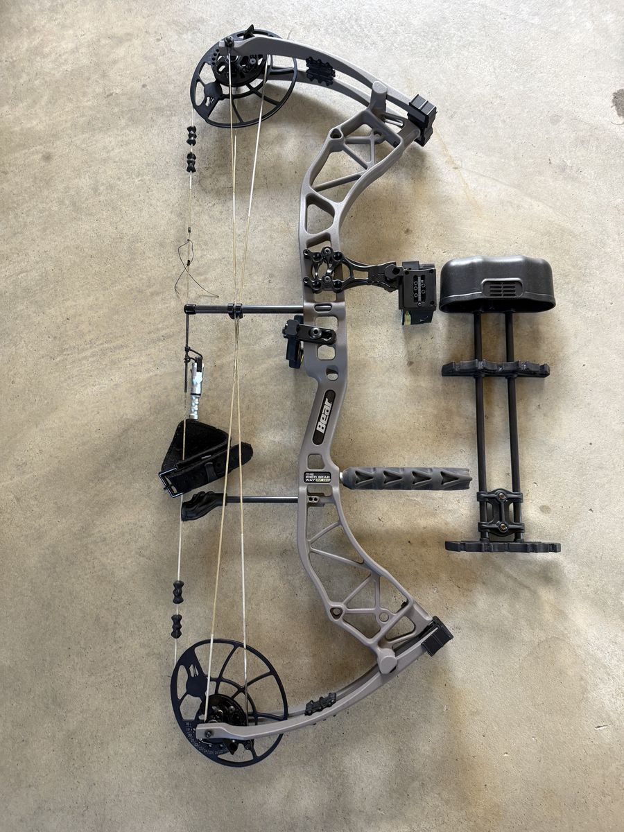 Bear compound bow