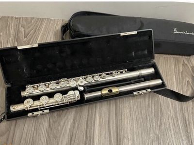 Silver Flute 30 SHB w/case