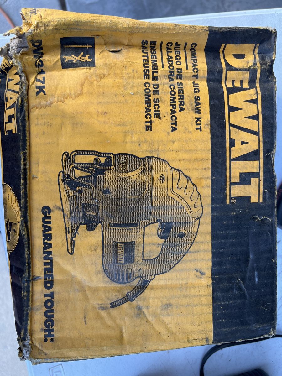 DeWalt DW317K Compact Jig Saw Kit - Corded Electric Power Tool