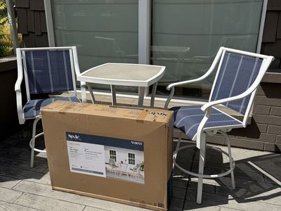 NEW! Style Selections Crestview 3-Piece White Bar Height Patio Dining Set
