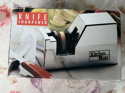 Kitchen Mate Knife Sharpener