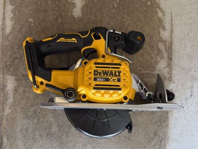DeWalt 6.5 Circular Saw