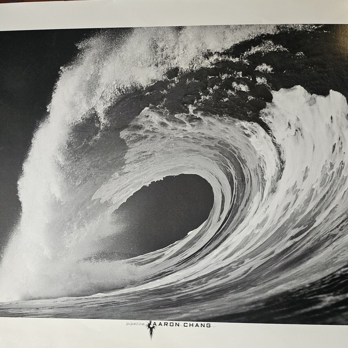 Bonzai Pipeline by Aaron Chang