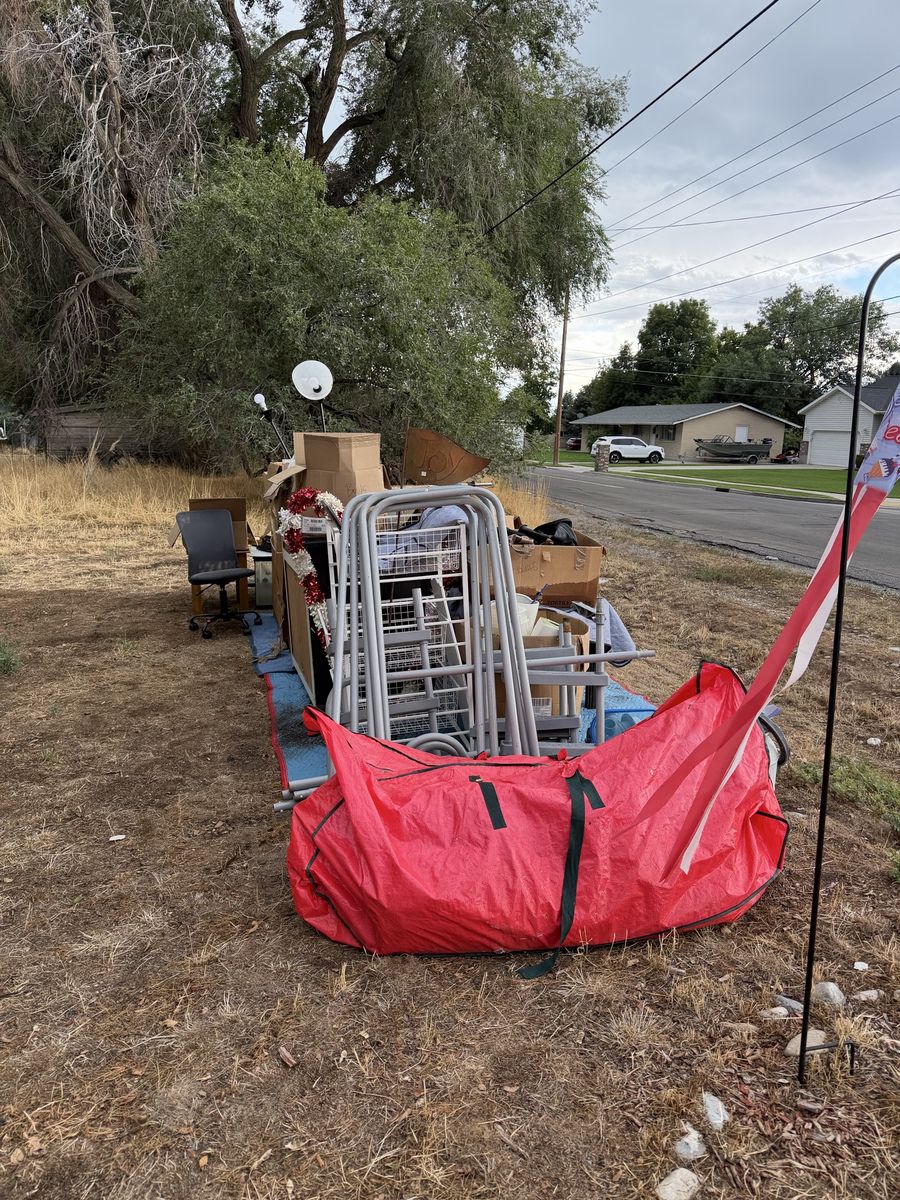 Free Yard Sale Leftovers