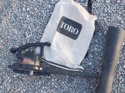 Toro leaf blower/ yard vacuum combo