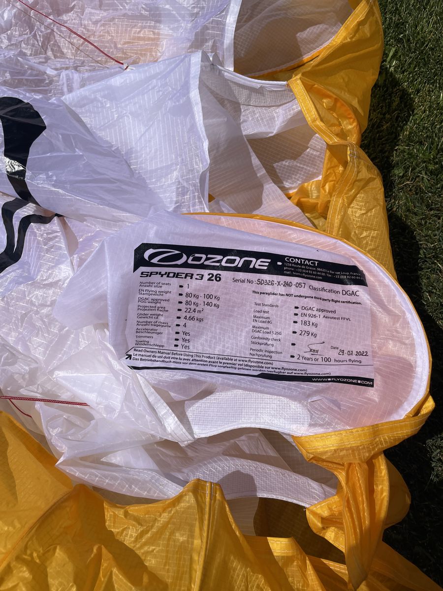Ozone Spyder 3 paramotor wing