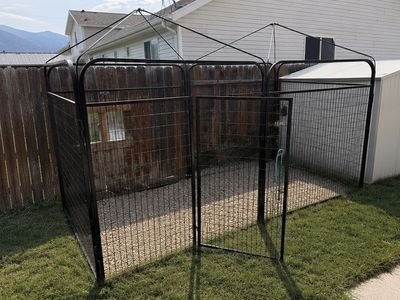 Dog run with Roof Frame and Gate