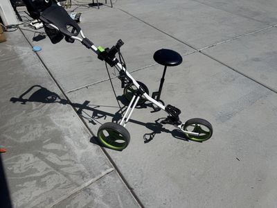 3 wheeled push cart with seat