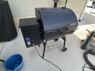 Camp Chef Pellet Grill - Black