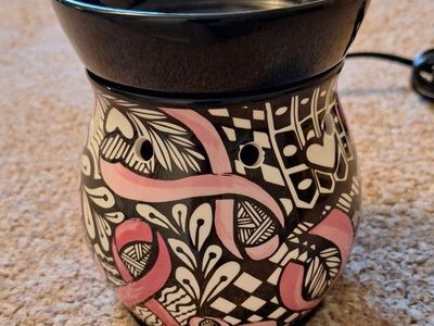Scentsy Pink Ribbon Breast Cancer Awareness Electric Wax Tart Warmer Melter Home Decor
