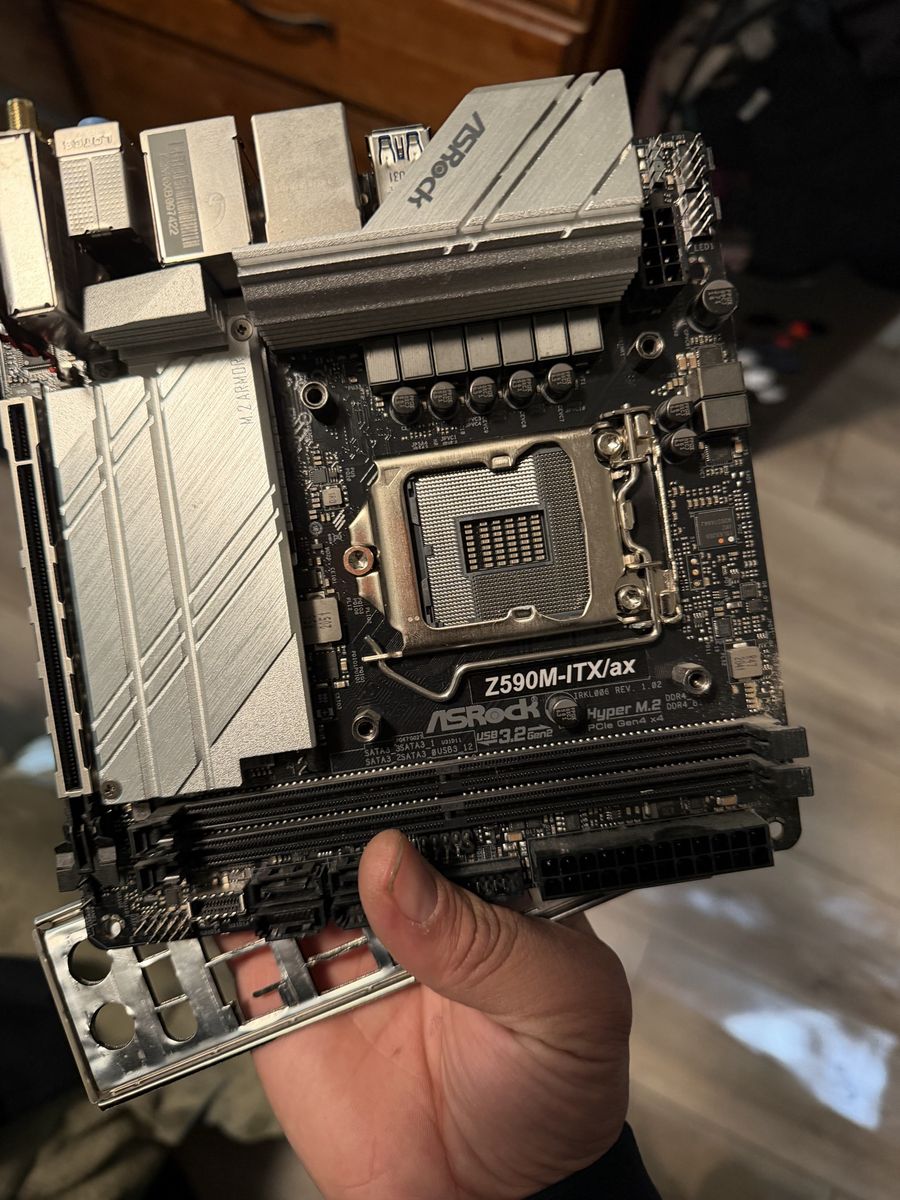 Z590M ITX Motherboard