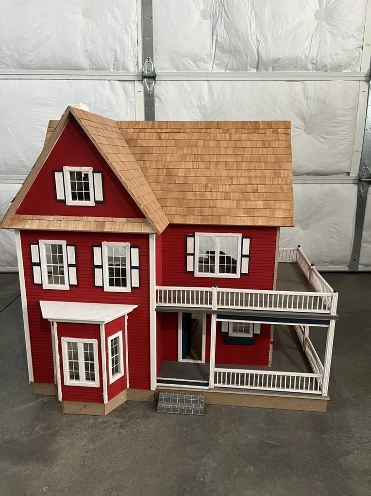Large Dollhouse