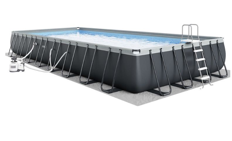 Rectangular Pool With Sand Filter & Saltwater