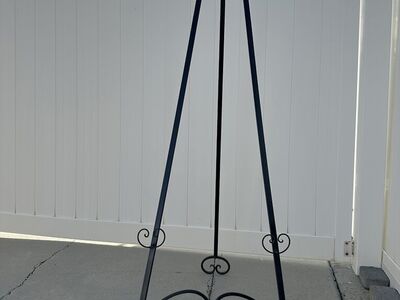 Elegant Tall Floor Easel