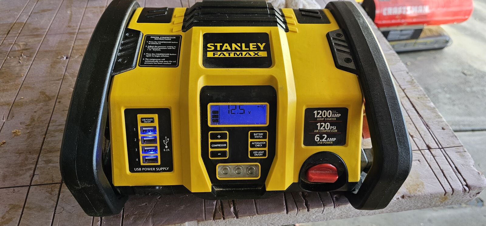 Stanley Fatmax 1000 Peak Amp Power Station