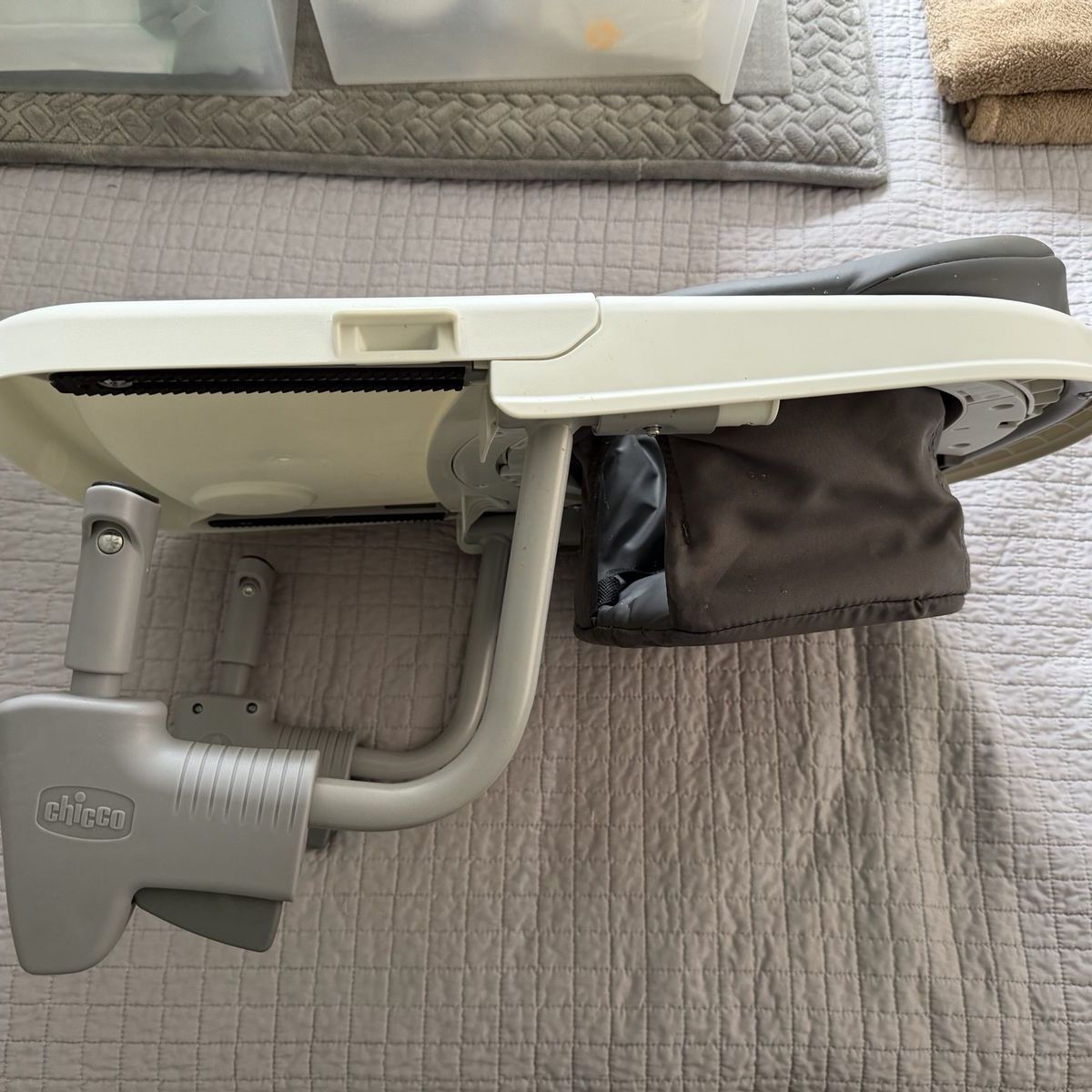Chicco FastLock 360 Hook-On Chair