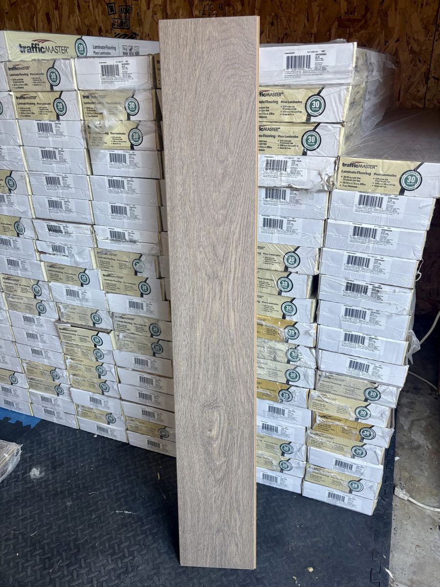 New Sweetwater Oak Laminate (.82 cents sq ft)