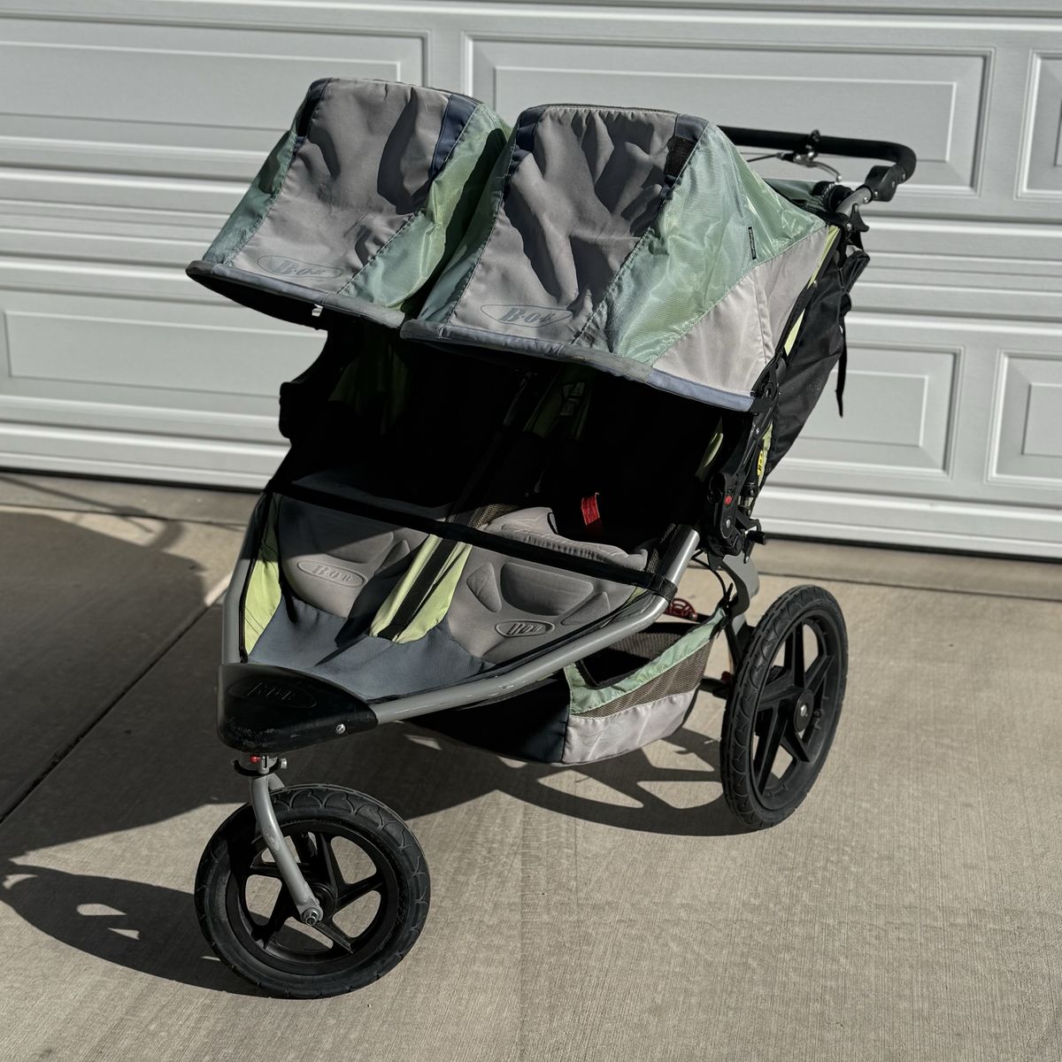 BOB RevolutionPro Duallie stroller