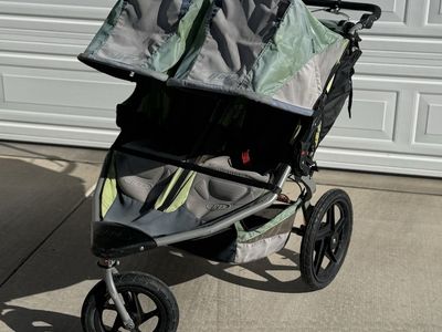 BOB RevolutionPro Duallie stroller
