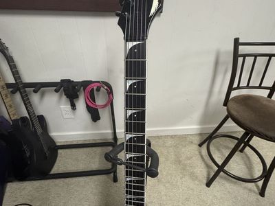 Dean Dave Mustaine VMNT signiture guitar