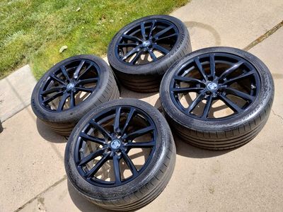 Chevy SS / Chevy Caprice / Pontiace G8 / Holden Commodore Black Wheels & Continental Tires (Set of 4)