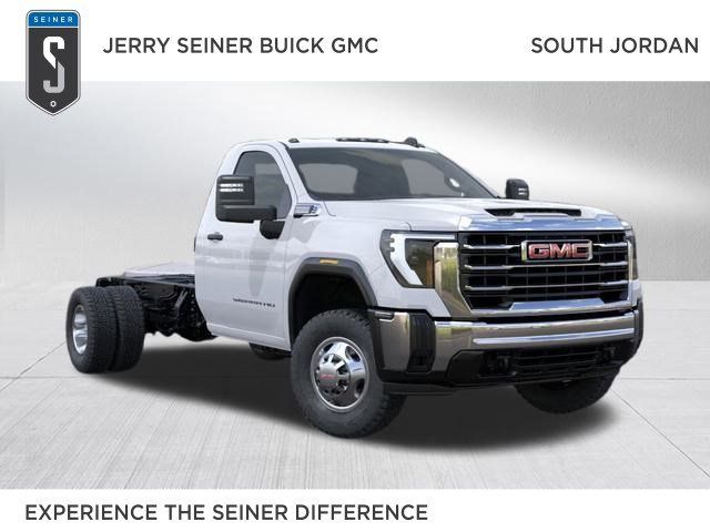 2026 GMC Sierra 3500HD CC Pro