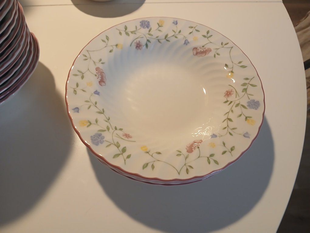 Main image 8