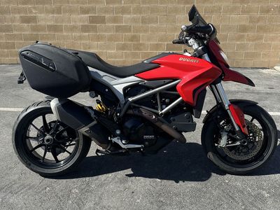 2013 Ducati Hyperstrada - Sport Touring Bike - Street Fighter