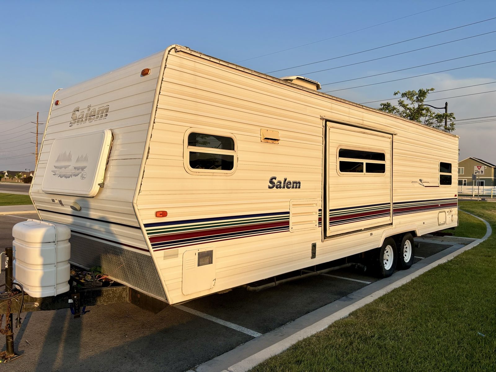 2003 Salem 28 FT with slide out very clean, ready to camp
