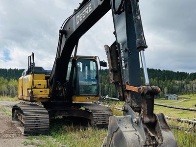 John Deere 210G LC Excavator Tracked Heavy Equipment Used