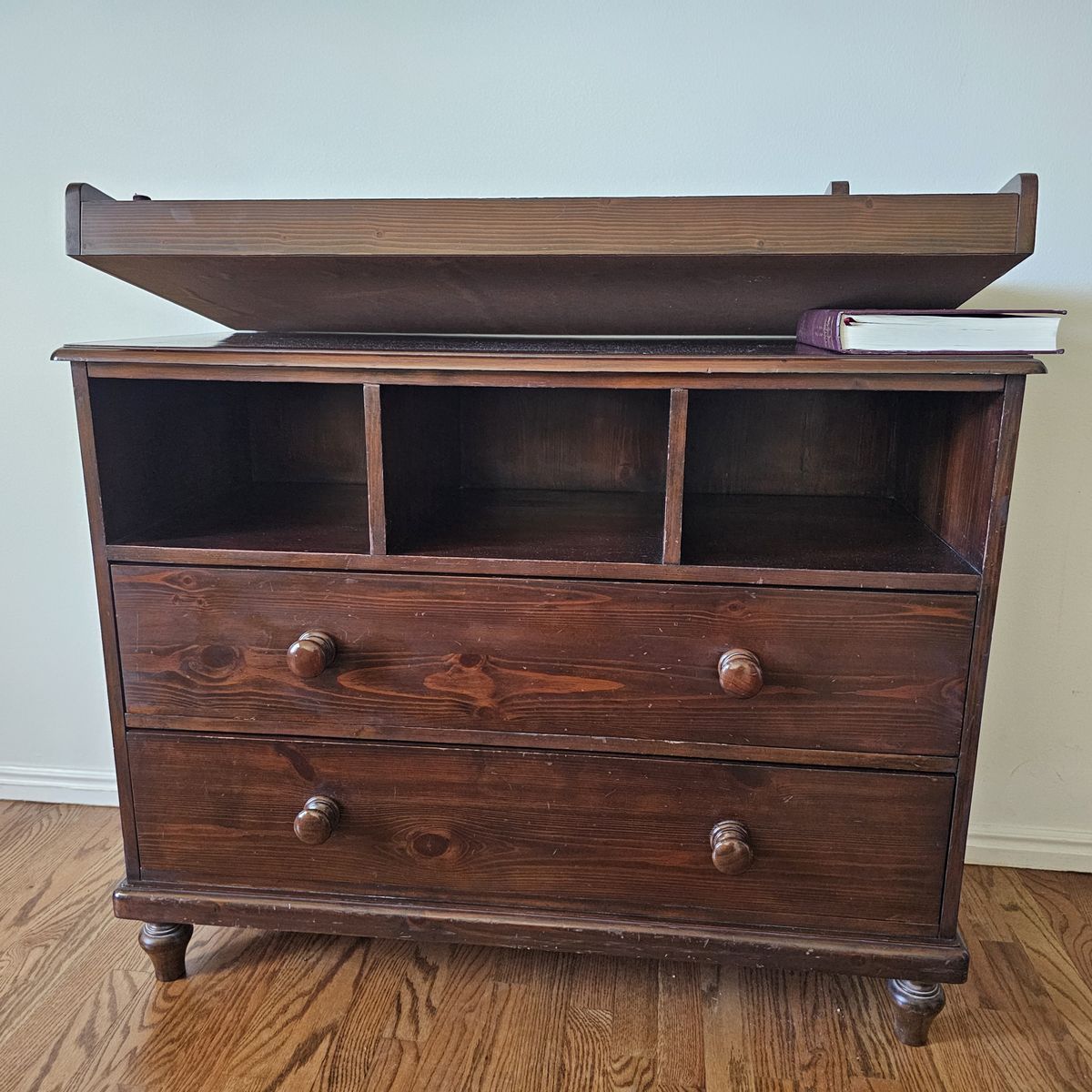 Main image 3