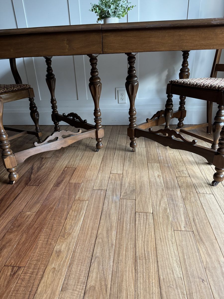 Main image 7